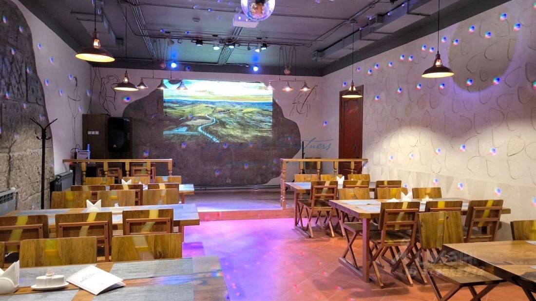 Сдам в аренду помещение свободного назначения 277.6 м.кв.