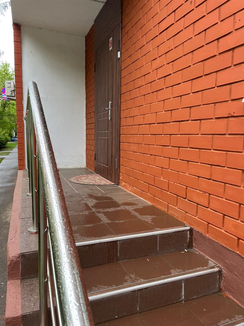 Сдам в аренду помещение свободного назначения 81.2 м.кв.