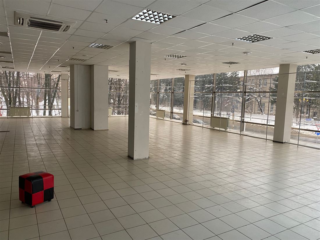 Сдам в аренду помещение свободного назначения 400 м.кв.