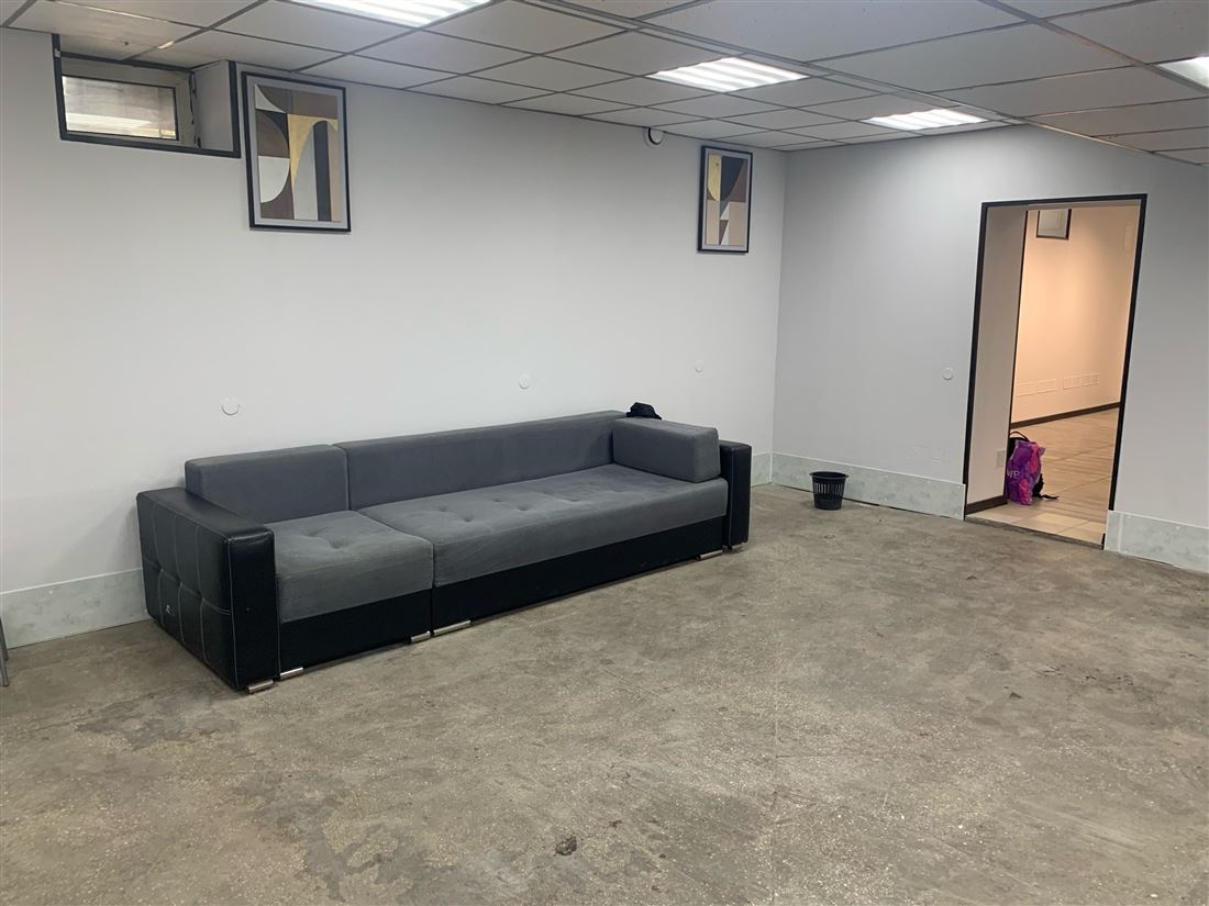 Сдам в аренду помещение свободного назначения 300 м.кв.