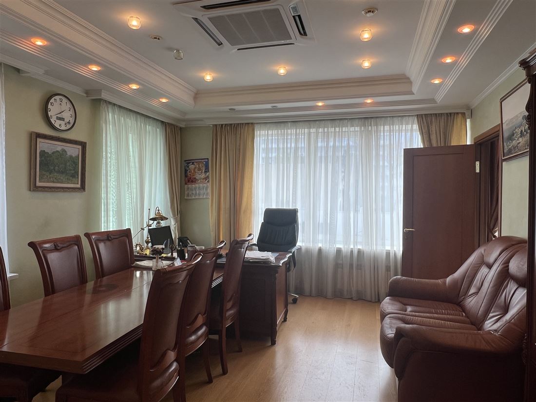 Продам помещение свободного назначения 1010 м.кв.