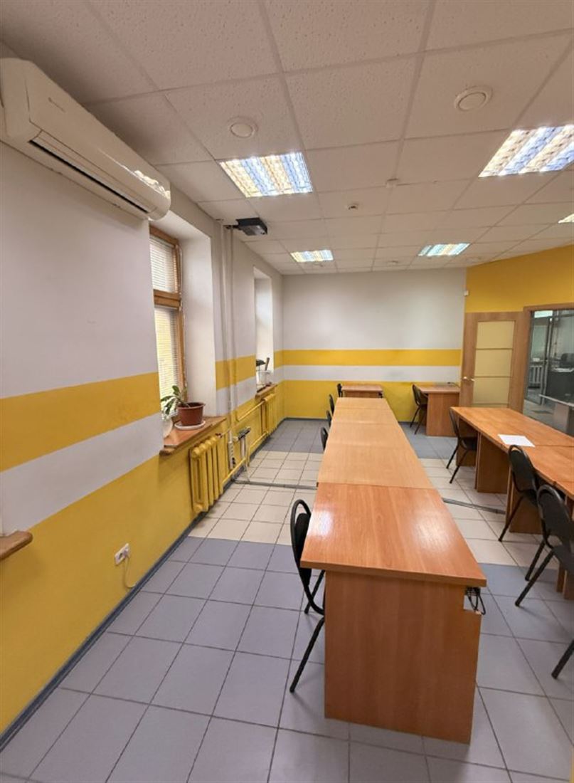 Сдам в аренду помещение свободного назначения 164.5 м.кв.