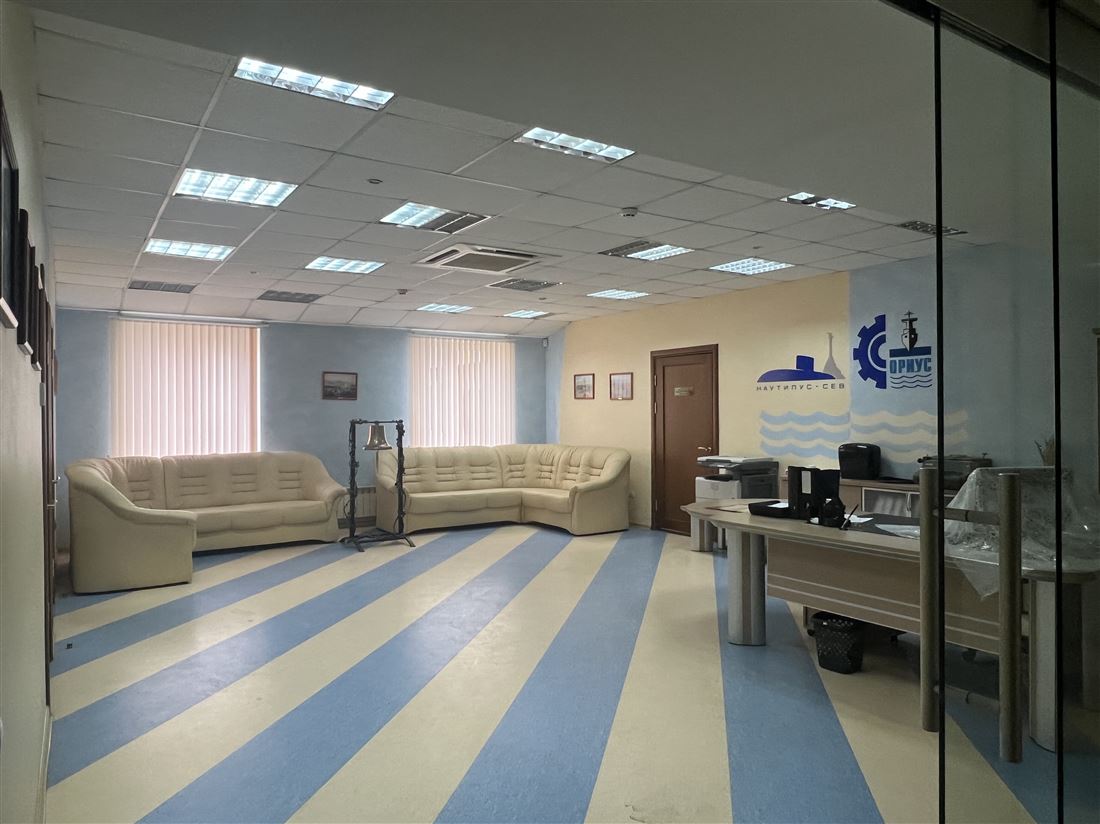 Продам помещение свободного назначения 1010 м.кв.