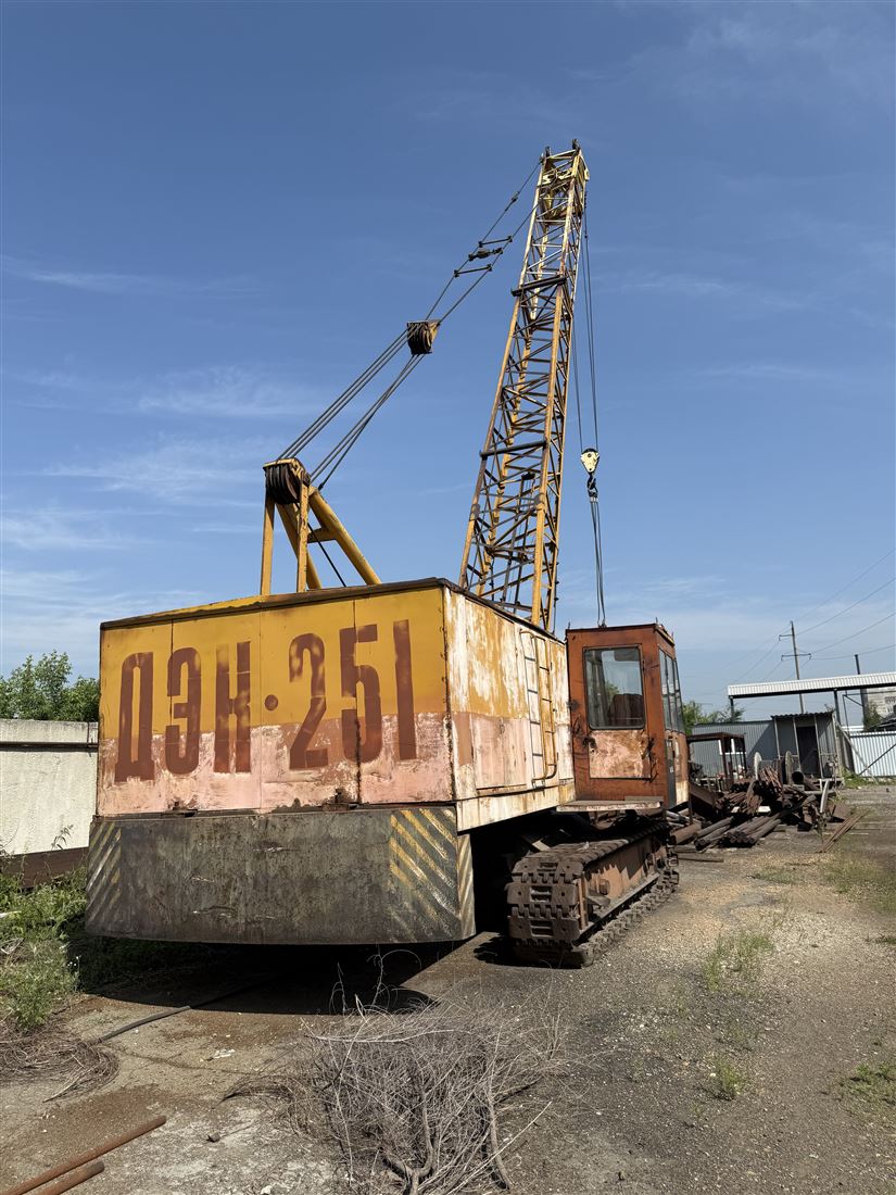 Продам помещение свободного назначения 3000 м.кв.