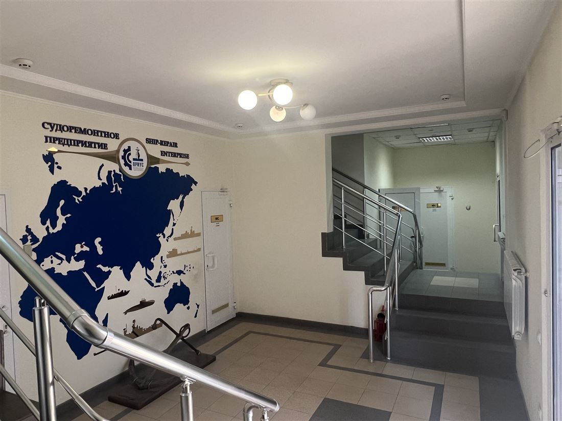 Продам помещение свободного назначения 1010 м.кв.