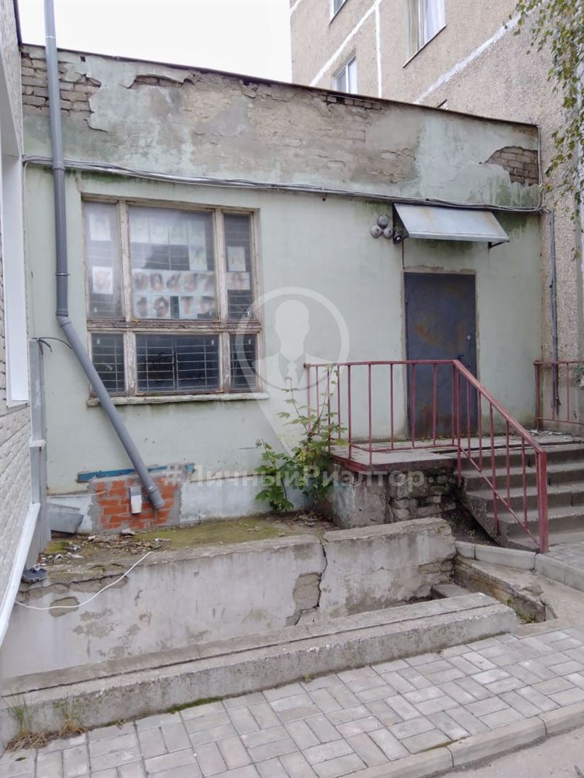 Продам помещение свободного назначения 102 м.кв.