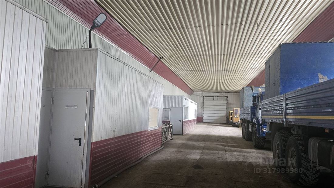 Продам помещение свободного назначения 4588 м.кв.