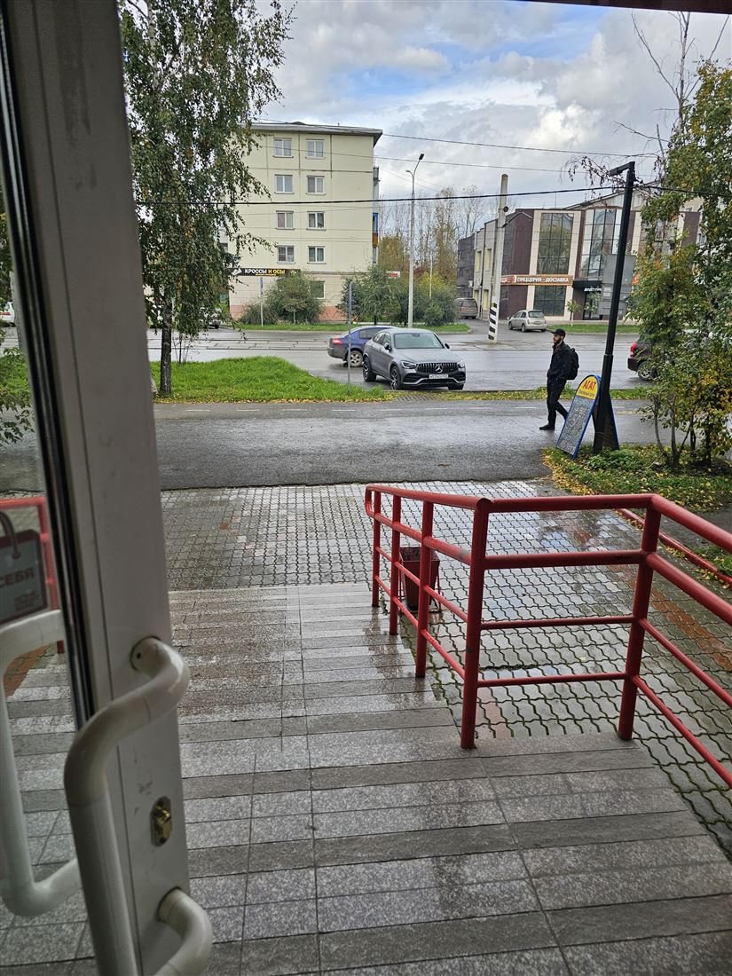 Сдам в аренду помещение свободного назначения 99.8 м.кв.