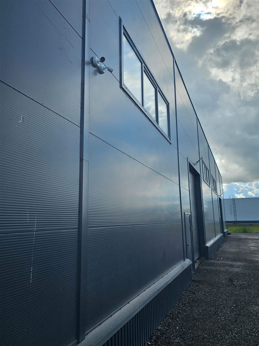 Сдам в аренду помещение свободного назначения 1450 м.кв.