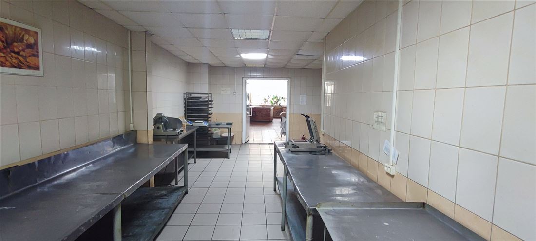 Продам помещение свободного назначения 1200 м.кв.