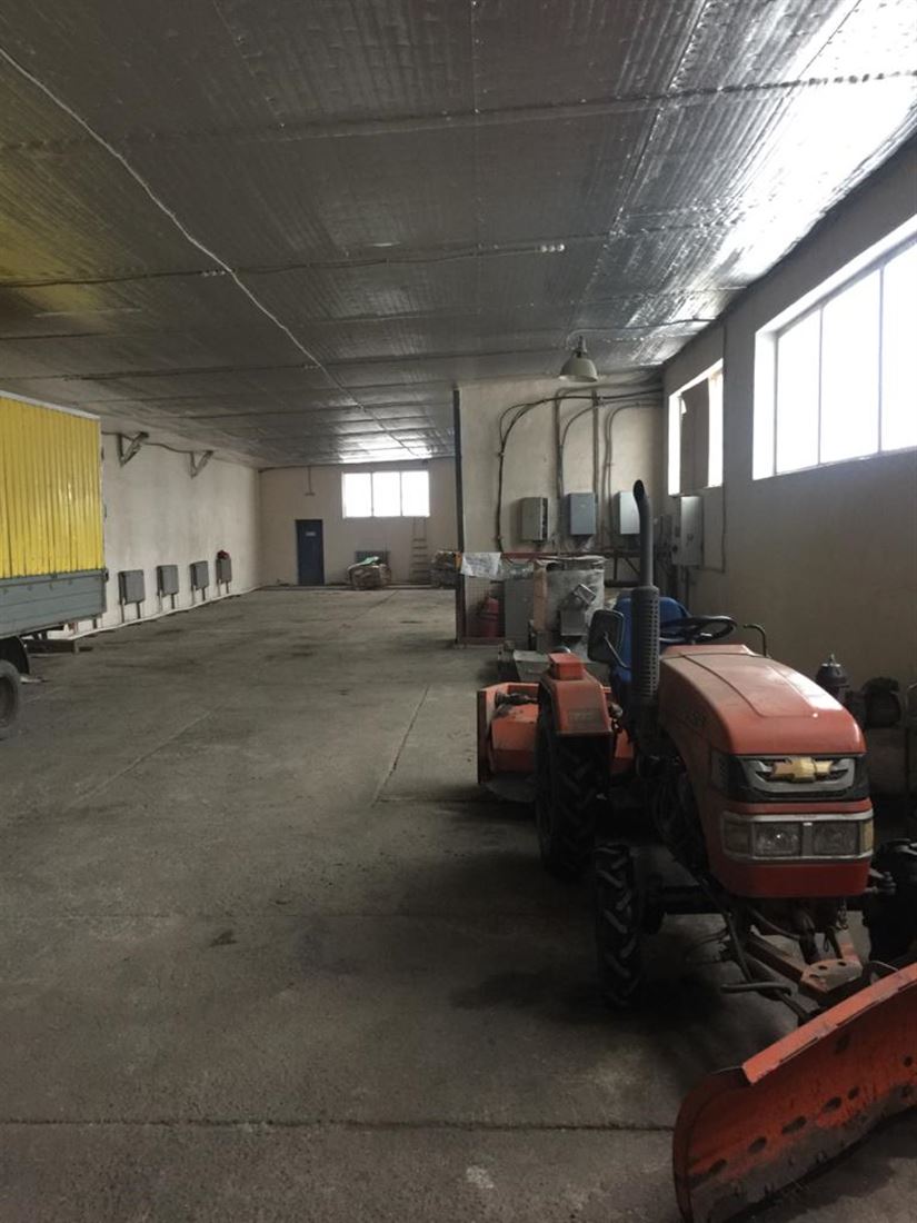 Продам помещение свободного назначения 2600 м.кв.