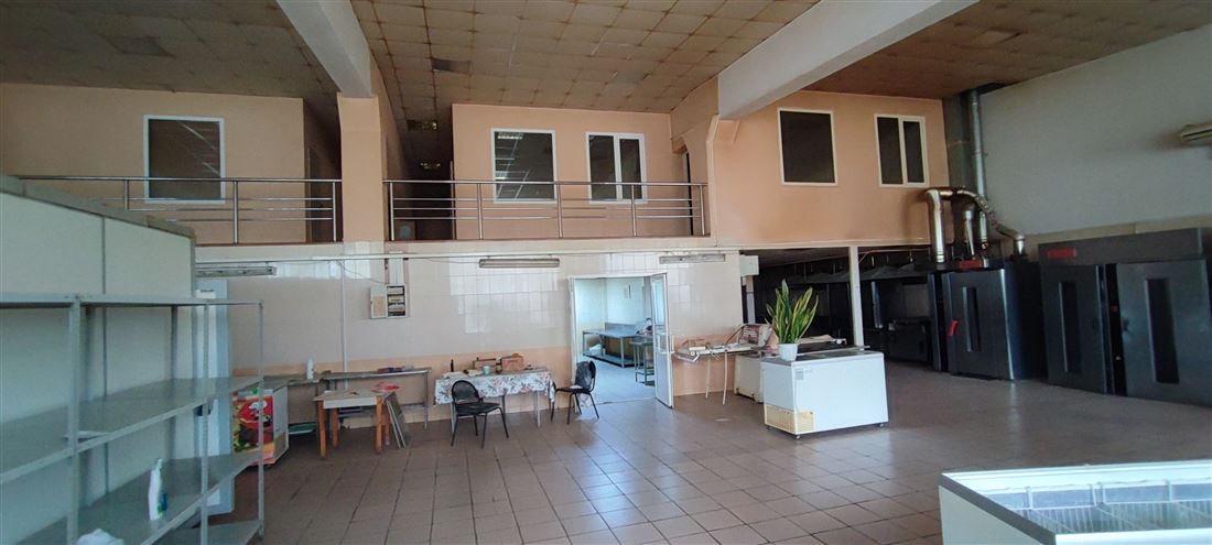 Продам помещение свободного назначения 1200 м.кв.