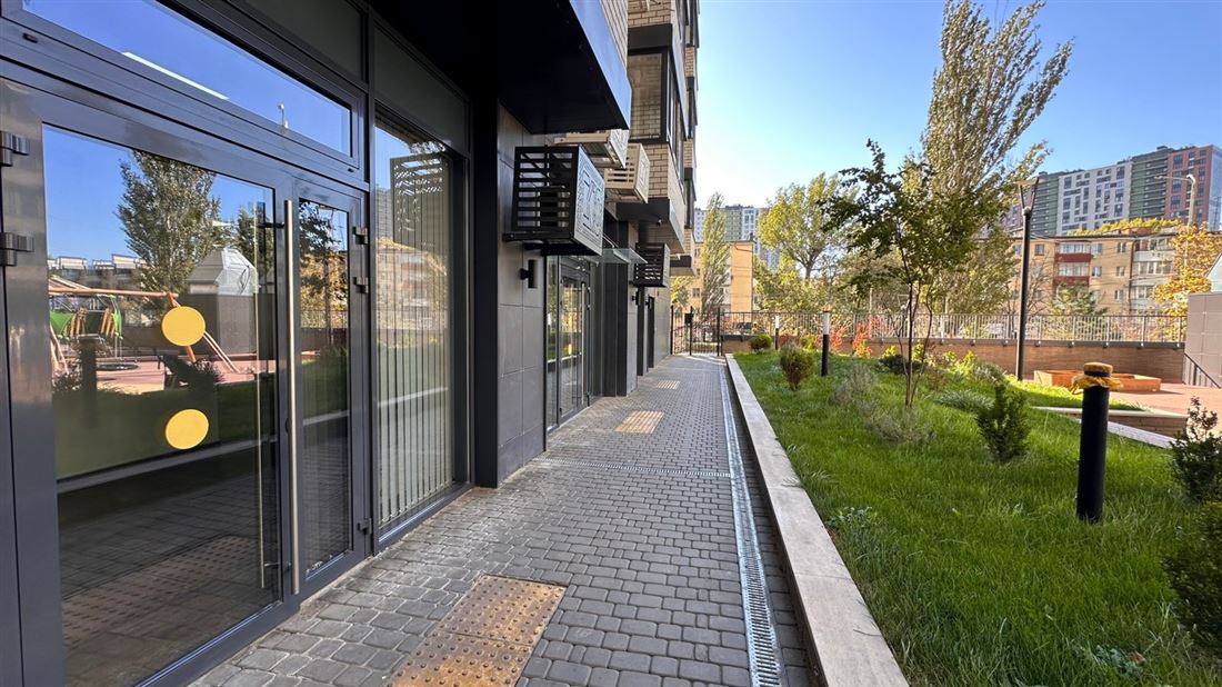 Сдам в аренду помещение свободного назначения 74.2 м.кв.