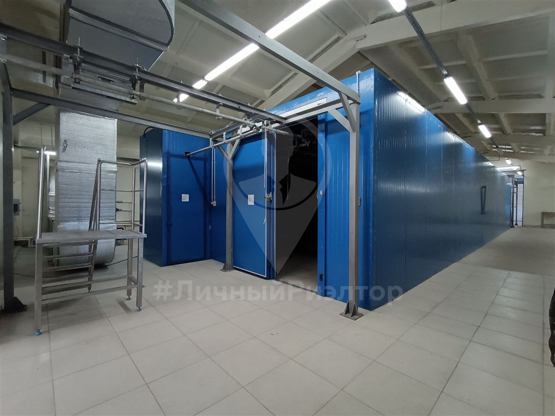 Продам помещение свободного назначения 1496 м.кв.