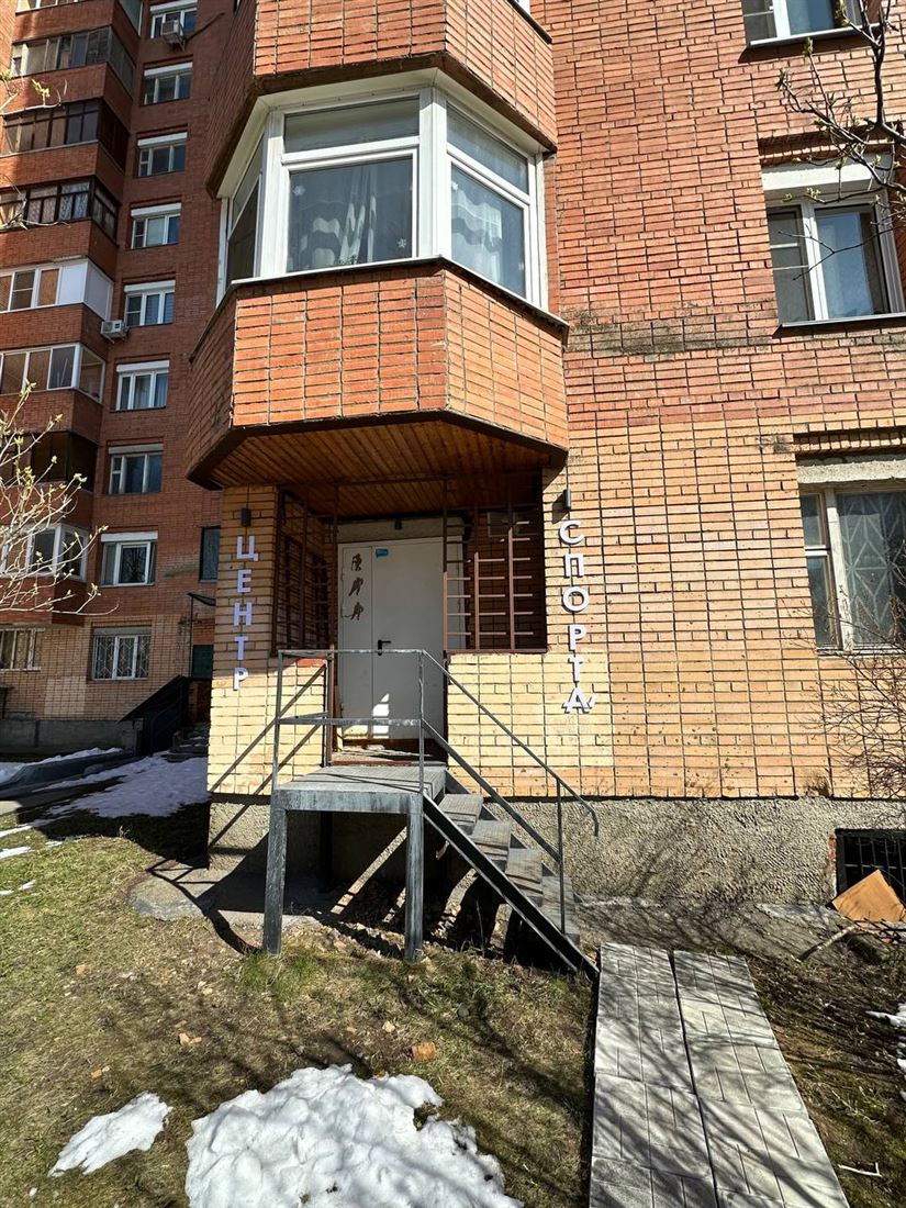 Продам помещение свободного назначения 370.5 м.кв.