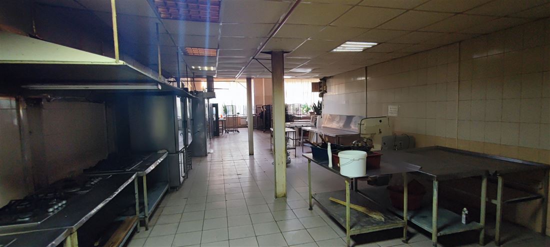 Продам помещение свободного назначения 1200 м.кв.