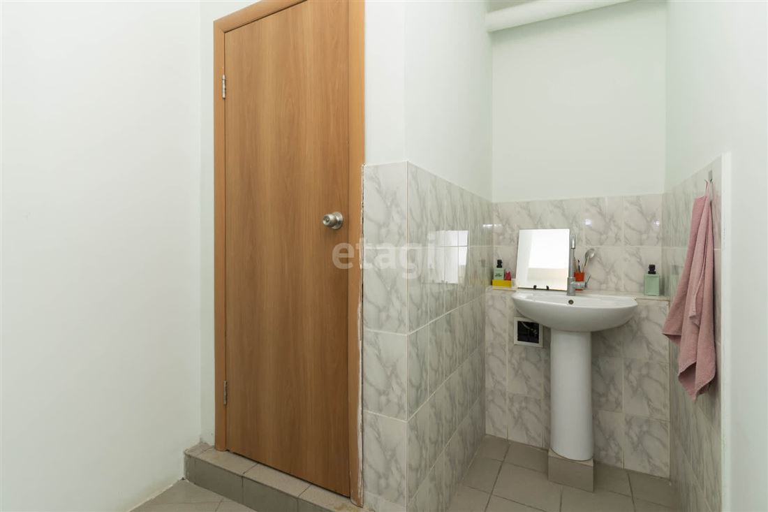 Продам помещение свободного назначения 230.5 м.кв.