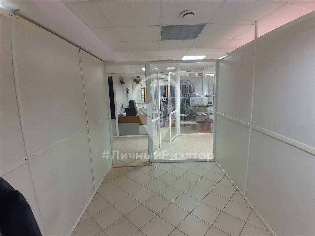 Сдам в аренду помещение свободного назначения 8.2 м.кв.