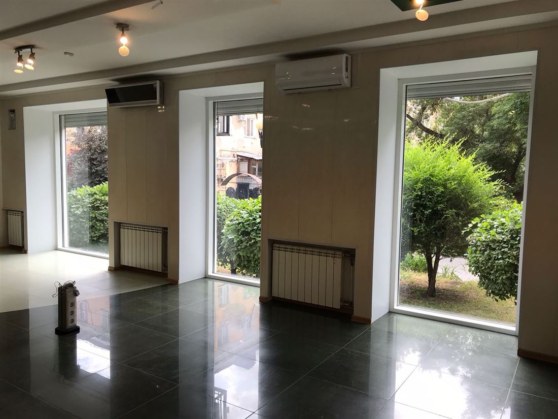 Сдам в аренду помещение свободного назначения 112 м.кв.