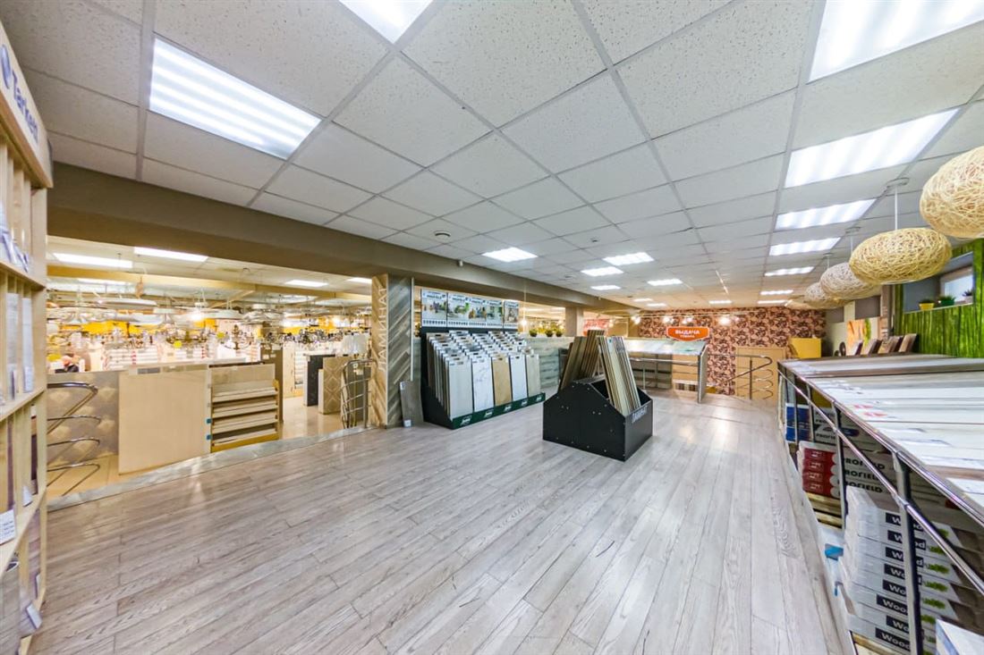 Продам помещение свободного назначения 2800 м.кв.