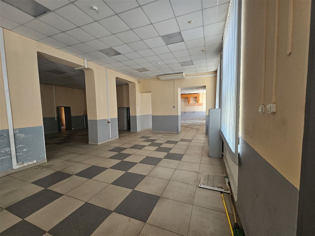 Сдам в аренду помещение свободного назначения 392.7 м.кв.