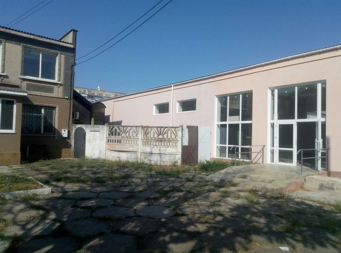 Сдам в аренду помещение свободного назначения 399.5 м.кв.