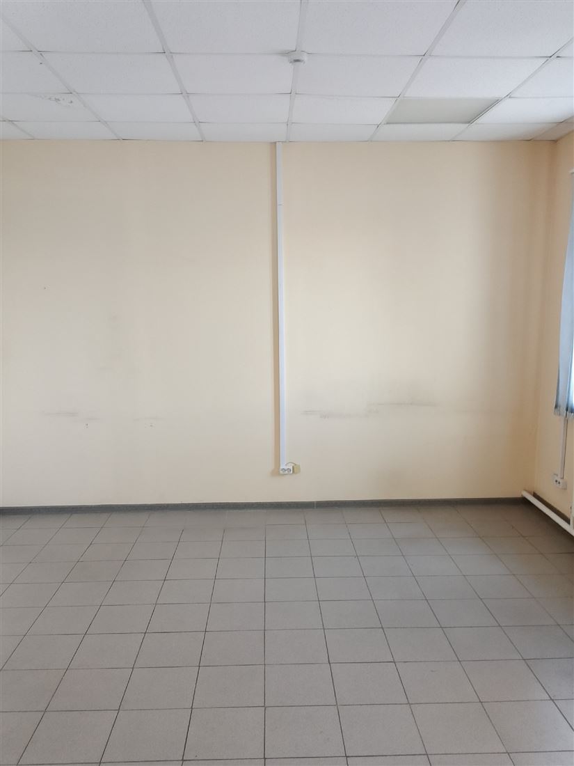 Сдам в аренду помещение свободного назначения 24.8 м.кв.