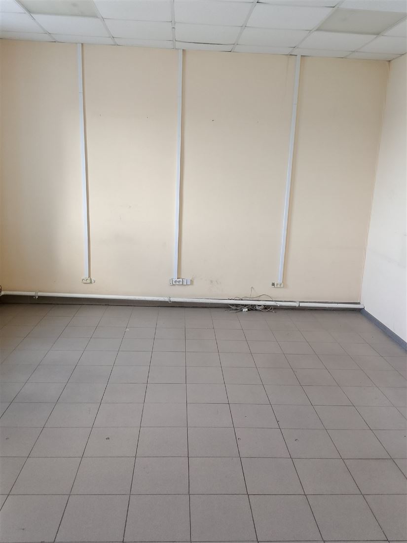 Сдам в аренду помещение свободного назначения 24.8 м.кв.