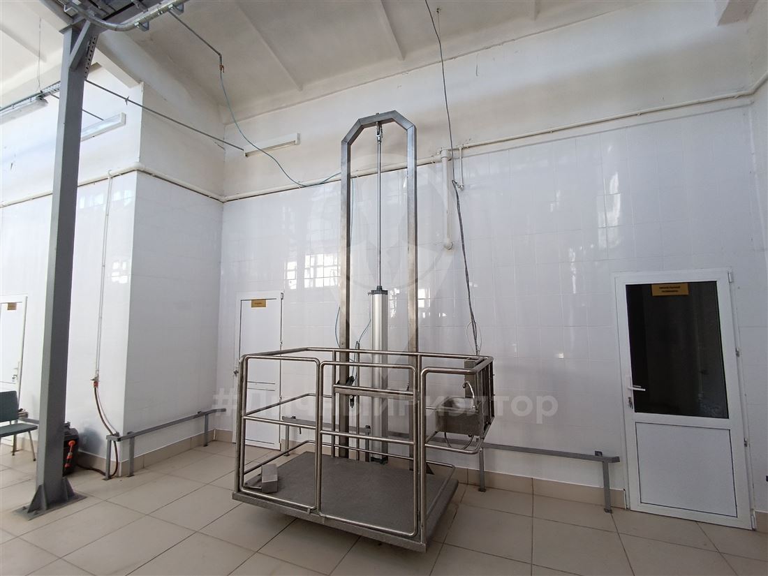 Продам помещение свободного назначения 1496 м.кв.