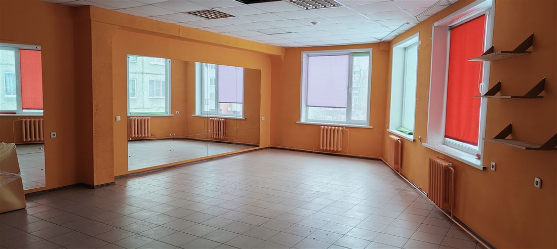 Сдам в аренду помещение свободного назначения 182 м.кв.