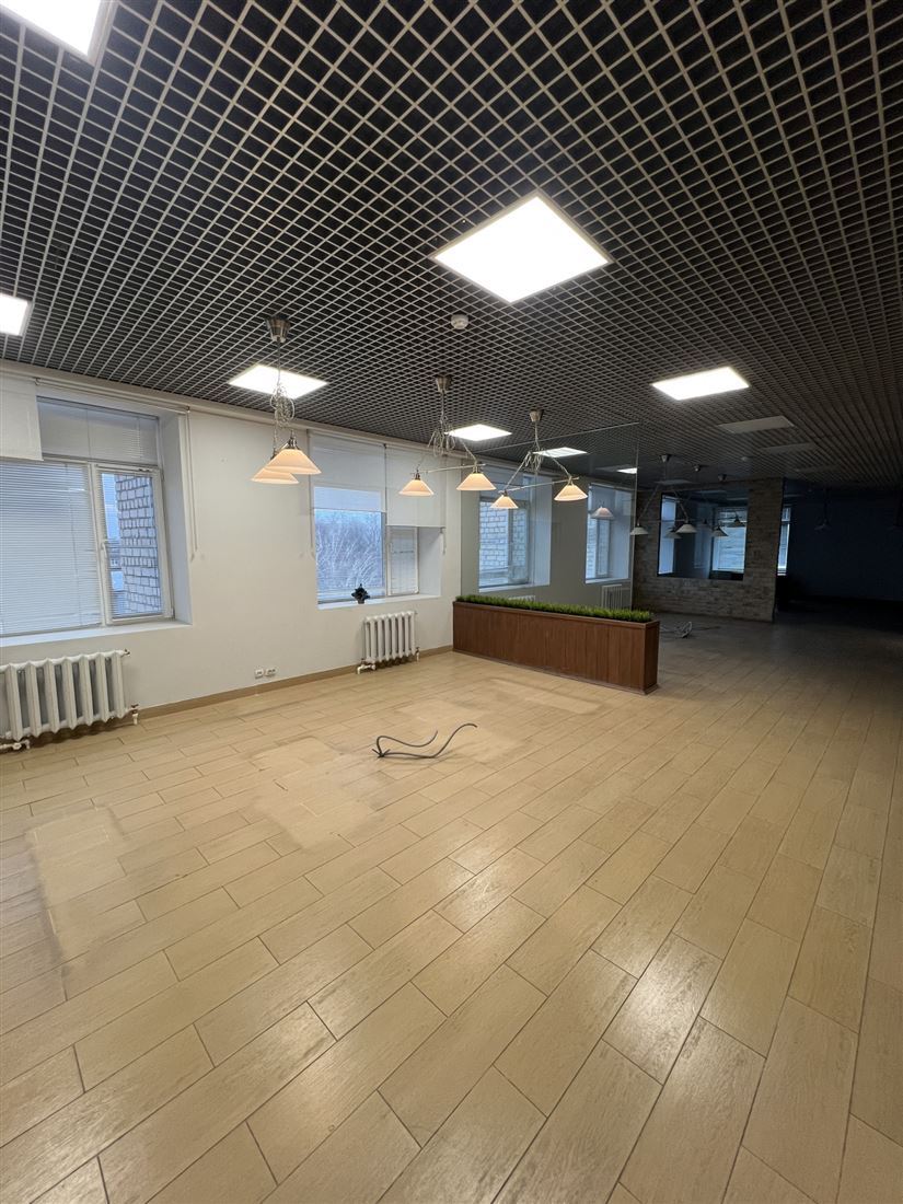 Сдам в аренду помещение свободного назначения 487 м.кв.