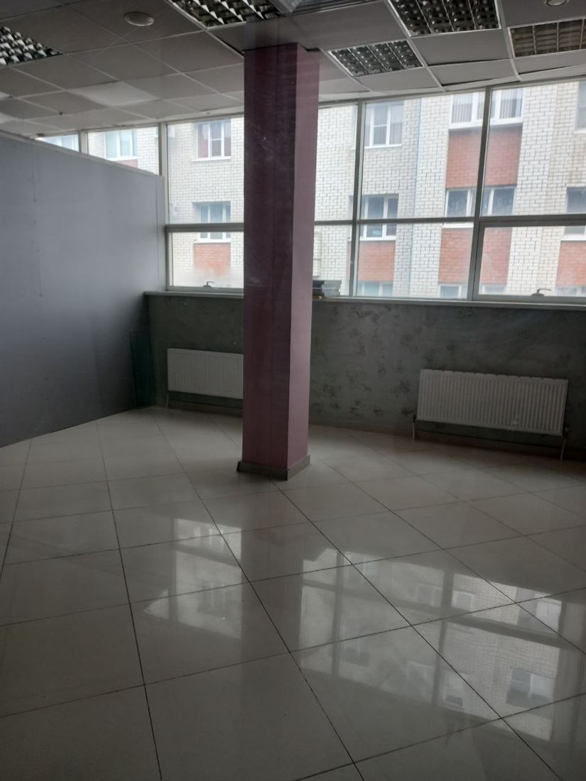 Сдам в аренду помещение свободного назначения 26.5 м.кв.