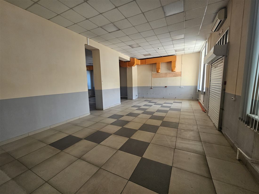 Сдам в аренду помещение свободного назначения 392.7 м.кв.