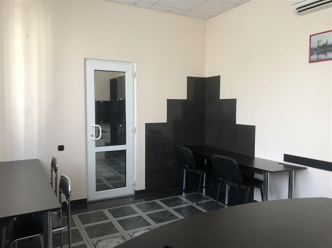 Продам помещение свободного назначения 42 м.кв.